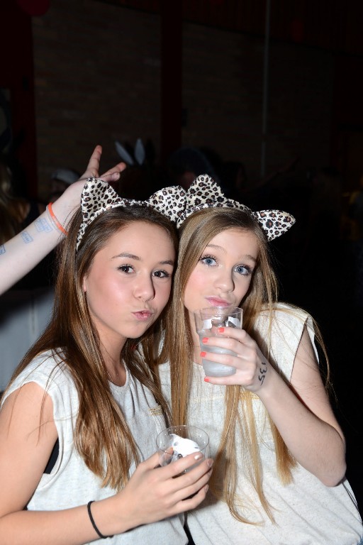 ../Images/Jeugddisco White Edition 288.jpg